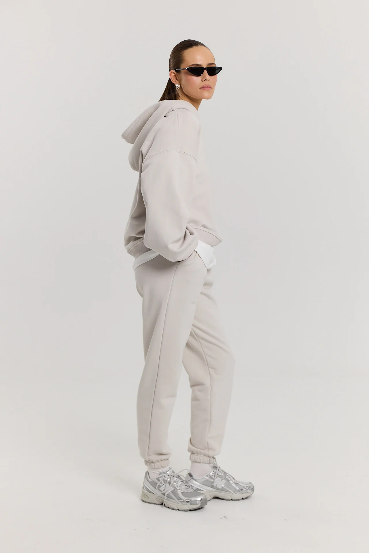 Bluza Boyfriend Hoodie almond milk - Image 10