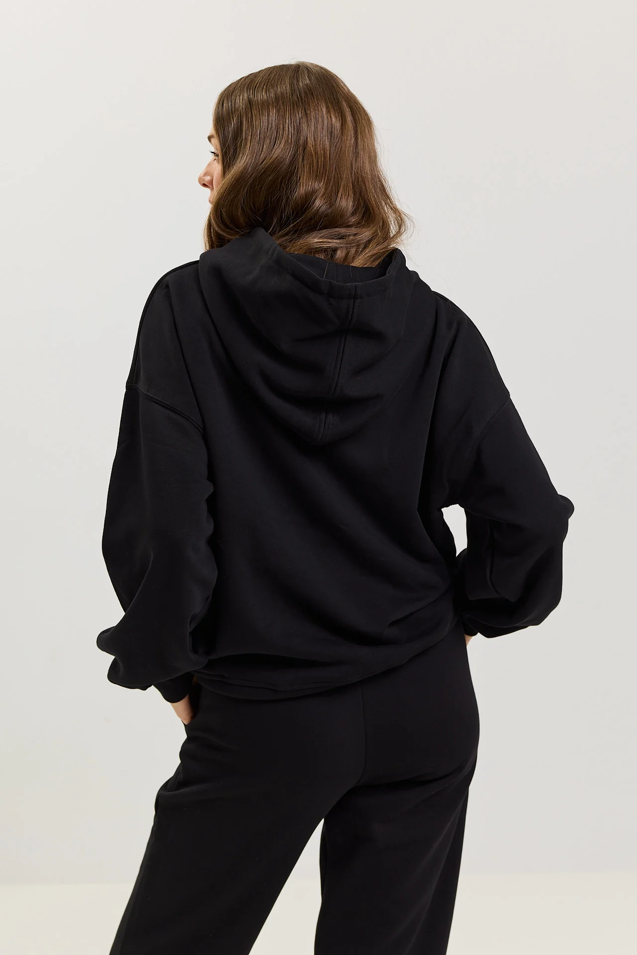 Bluza Boyfriend Hoodie black - Image 7