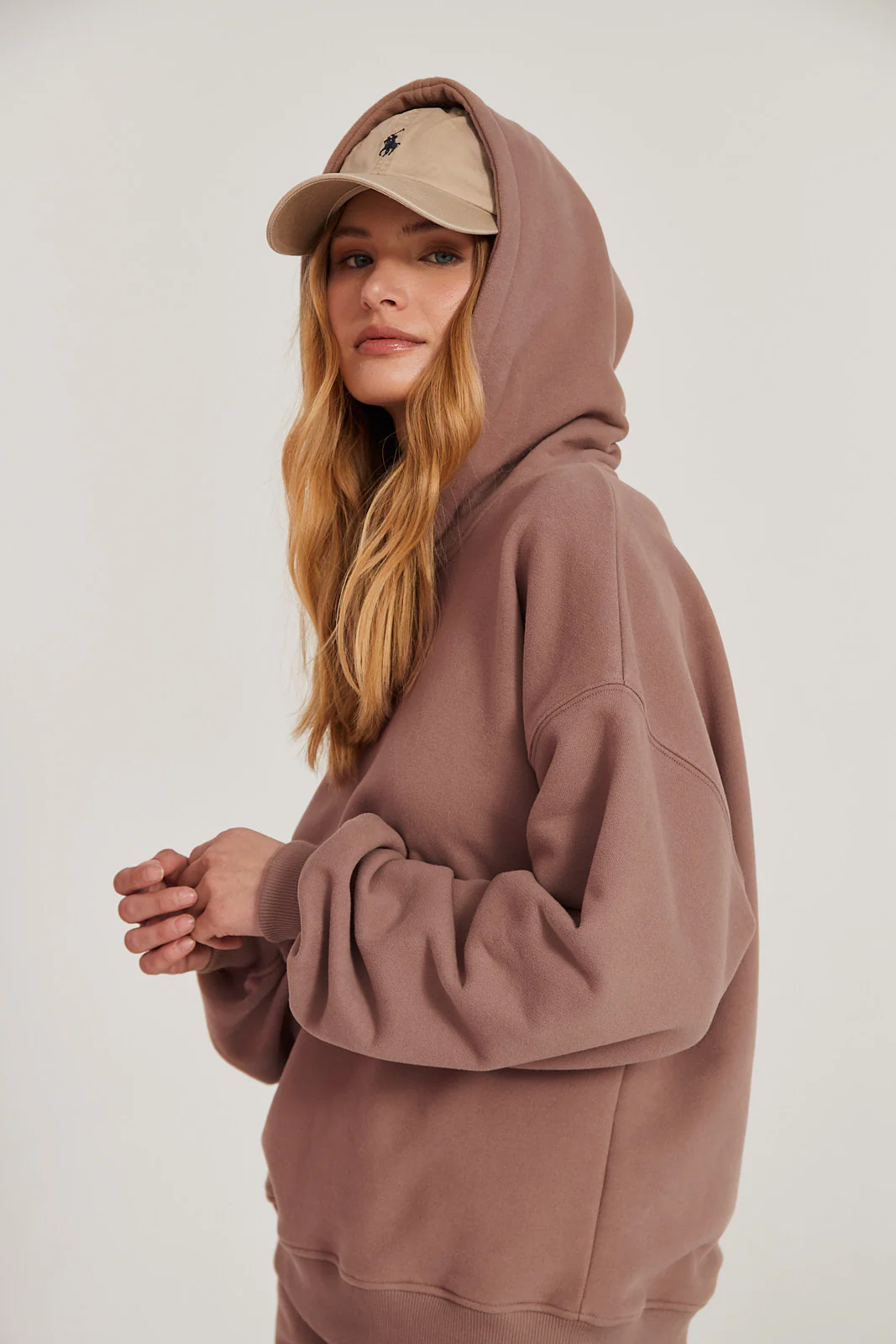 Bluza Boyfriend Hoodie mocca mousse - Image 2