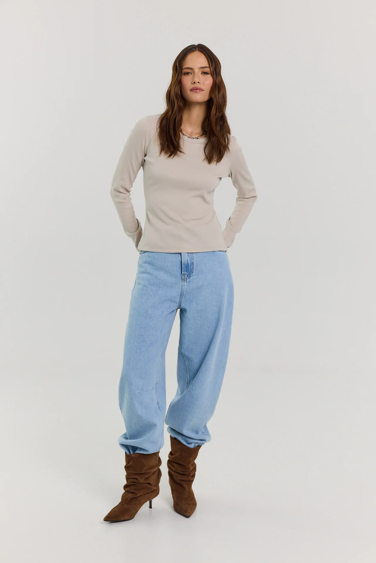 Jeansy Barrel light blue - Image 3