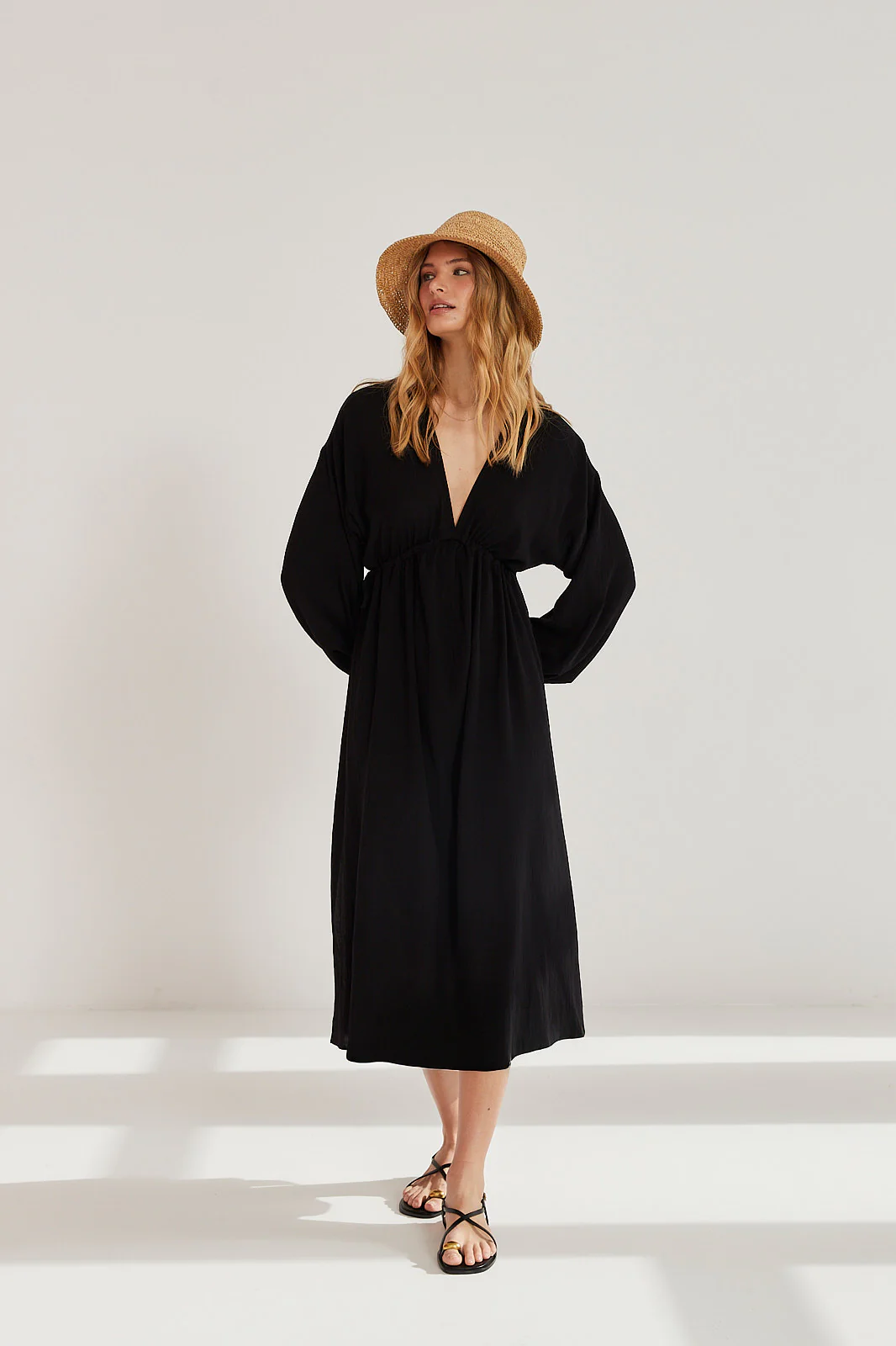 Sukienka Daphne black - Image 8