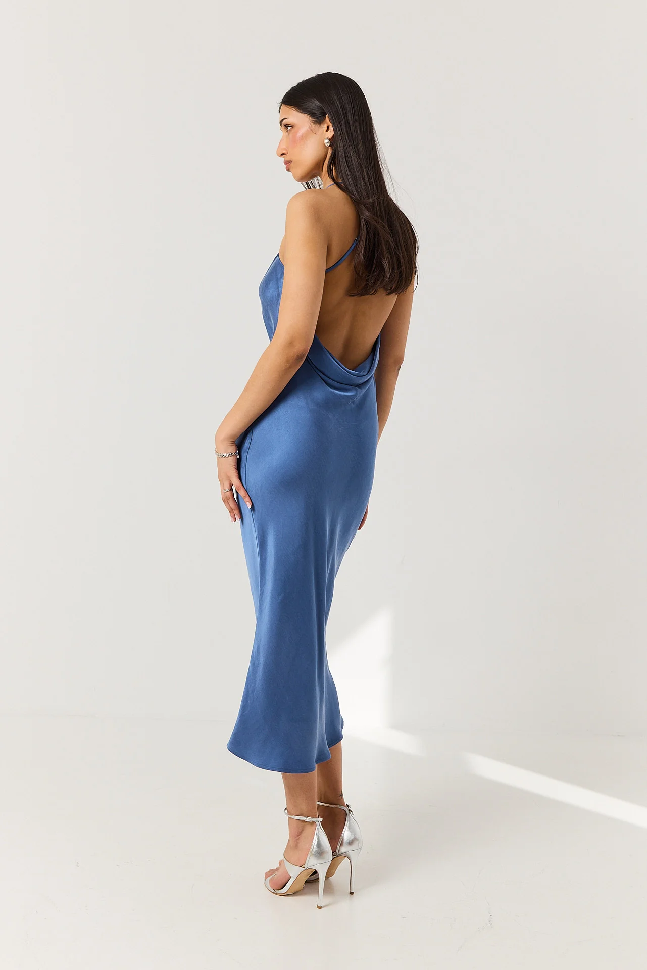 Sukienka Lisa smoky blue - Image 10