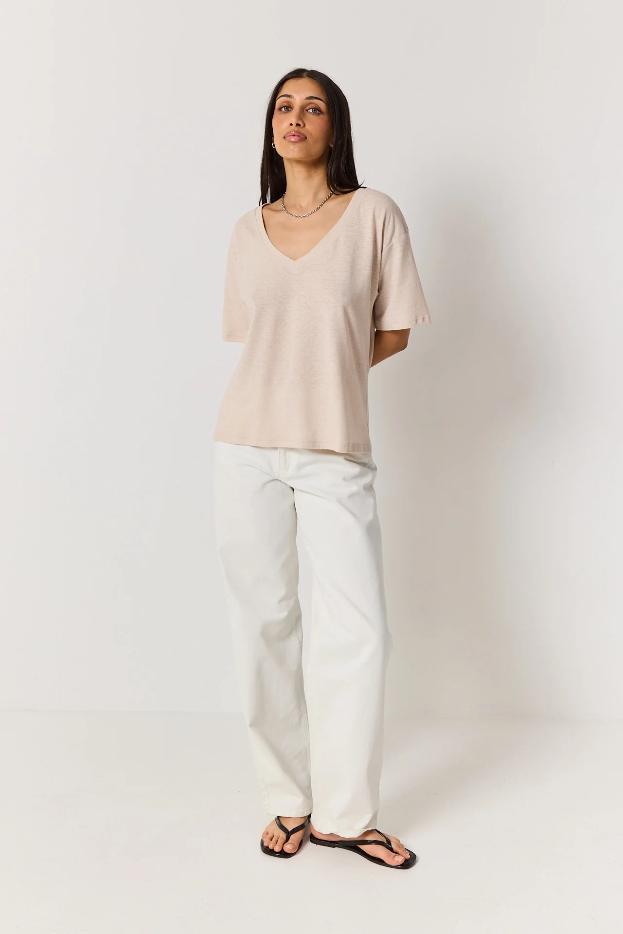 T-shirt V linen beige - Image 2
